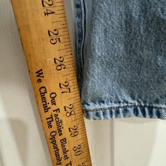 Women’s Levi’s Denim Jeans 28x28 Distressed Pants Big E - Picture 7 of 10
